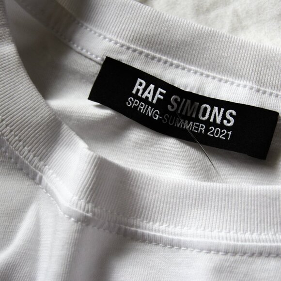 BNWT SS21 RAF SIMONS EXIT THE PARADE TSHIRT XL - Picture 10 of 13